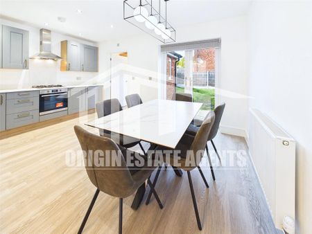 3 bedroom end of terrace house to rent - Photo 3