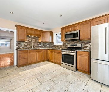 For Lease - 180 Rosslyn Avenue, Hamilton, Ontario - Photo 2