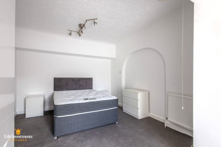 46 Tower Road, Rugby - Photo 4