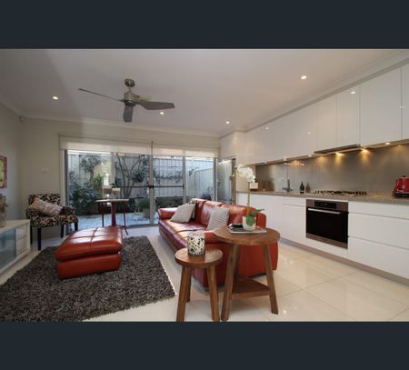 4/11 Morgan Street, Merewether, NSW 2291 - Photo 3