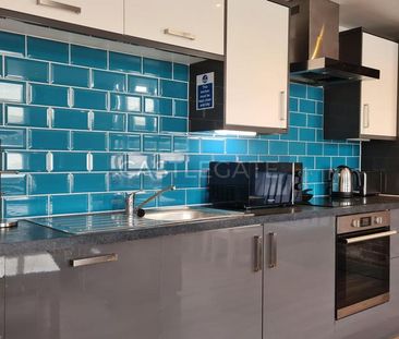 3 bedroom flat share to rent - Photo 6