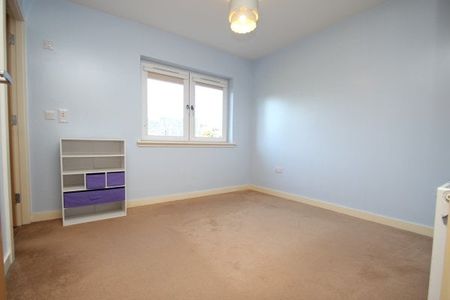 Old Harbour Square, Stirling - Photo 2