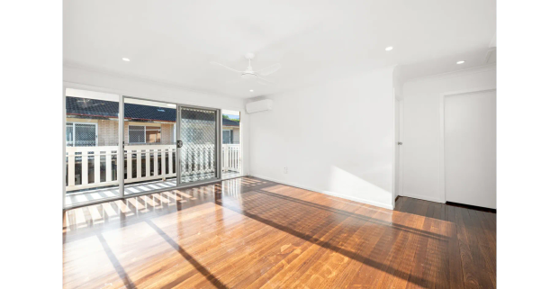 Stylish Renovated Unit in Quiet Cul-de-Sac - Boutique Complex of Three - Photo 1