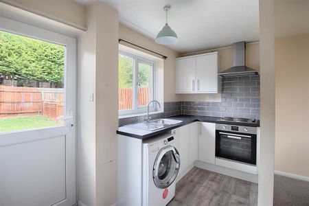 1 bedroom terraced house to rent - Photo 5