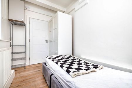 Bermondsey Street, London, SE1 - Photo 4