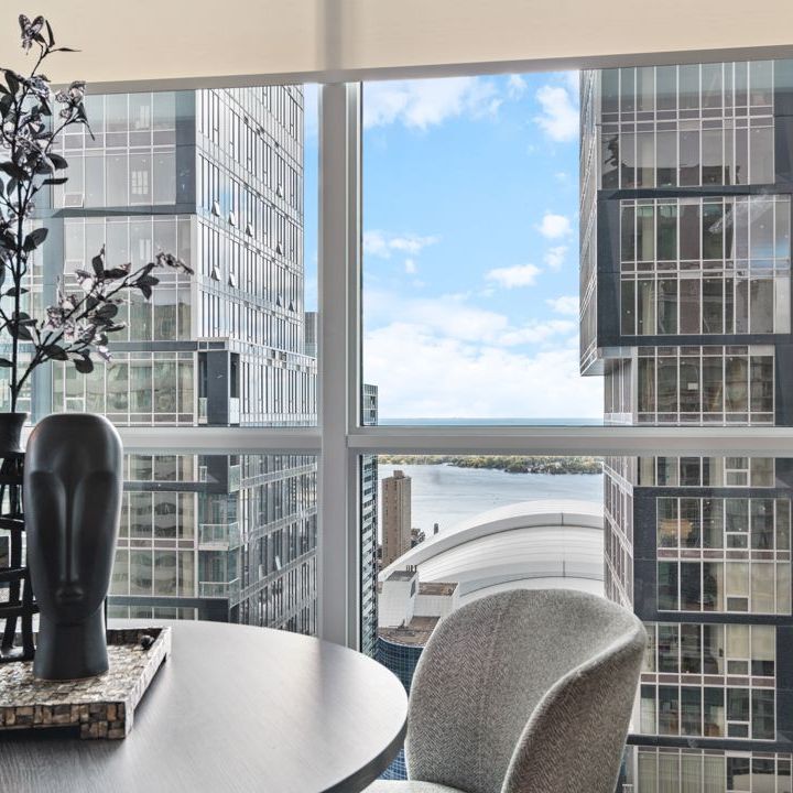 For Lease - 327 King Street Unit# 4402, Toronto, Ontario - Photo 1