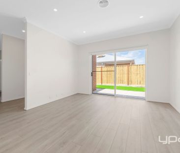 BRAND NEW OPPOSITE SOON-TO-BE-COMPLETED PARKLANDS - Photo 6