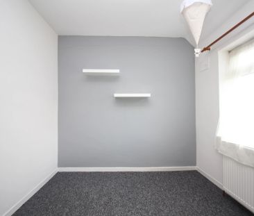 3 Bedroom House - Photo 2