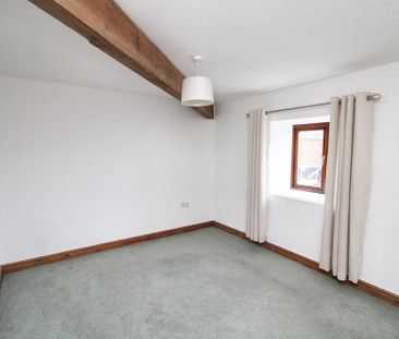 2 bedroom semi-detached house to rent - Photo 3