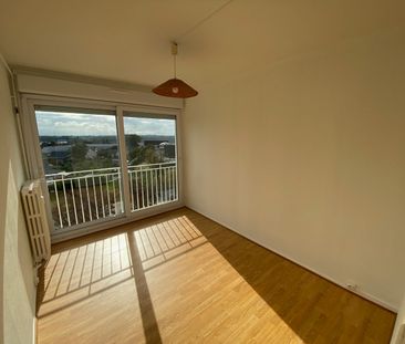 LAVAL, appartement T3 de 54 m² - Photo 3