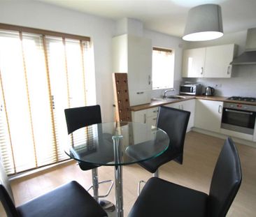 3 bedroom end of terrace house to rent - Photo 5