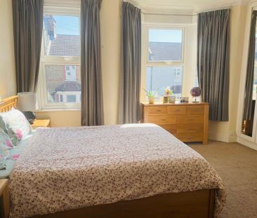 3 Bed Terraced House, Eastcombe Avenue, SE7 - Photo 4