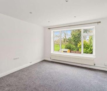 St Davids Close, Iver, SL0 - Photo 2