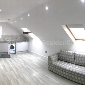 2 bedroom property to rent in Cardiff - Photo 1