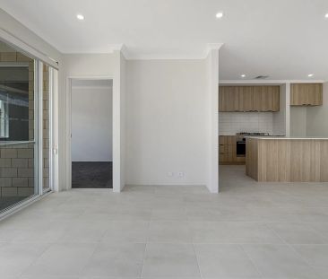 Modern coastal living steps from Palm Beach. - Photo 4