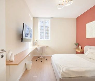 Largo Vitorino Damásio, Lisbon, Lisbon 1200-872 - Photo 5