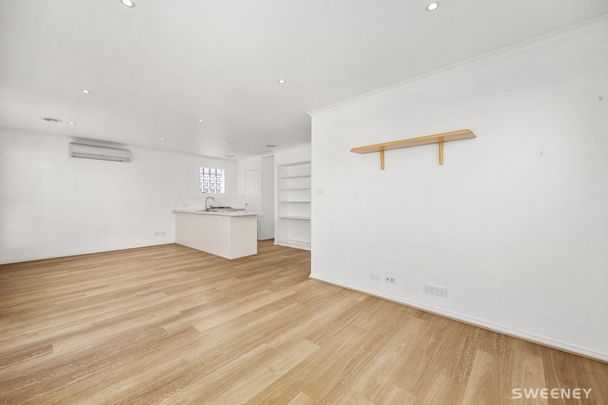 Light filled and spacious two bedroom unit in quiet location - Photo 1