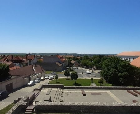 Belvárosi hotelben 4 ágyas szoba kiadó!. - Fotó 5