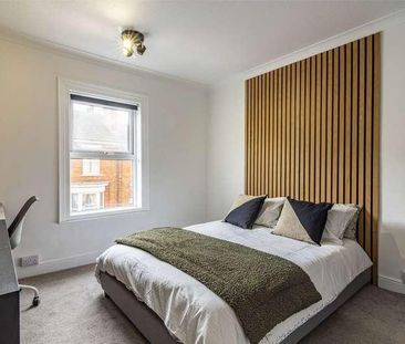 Modern Bed Student House // Jul, LN1 - Photo 3