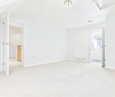 6 bedroom detached house to rent - Photo 5