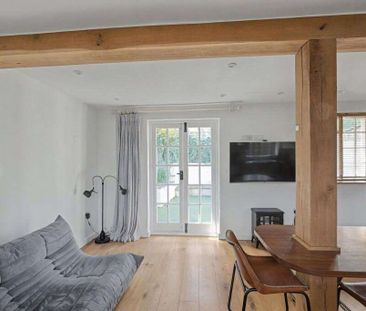A beautifully presented one bedroom cottage in the Test Valley. - Photo 4