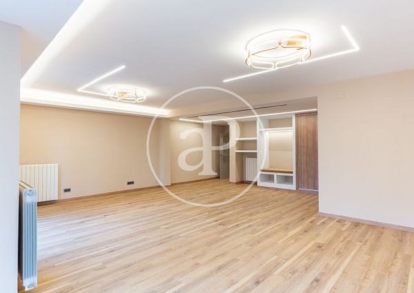 Flat for rent in Colón street