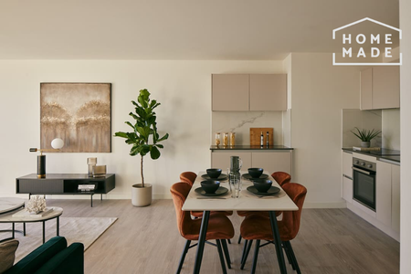 3 bedroom flat to rent - Photo 3