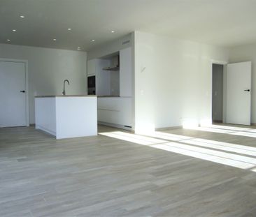 Prachtige halfopen pastoriewoning van 160m² met zuidgericht terras ... - Photo 3