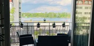 Helle und vollmöblierte 2-Zimmer-Wohnung mit Loggia & Donaublick - Photo 2