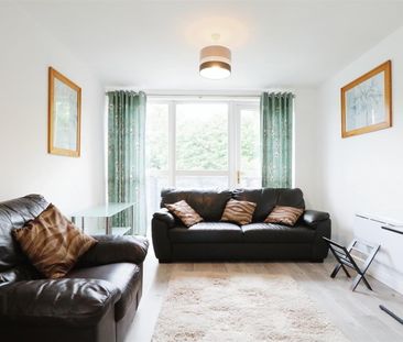 21 Horizon Buildings, 678 Shore Road, BT154HH, Belfast - Photo 4