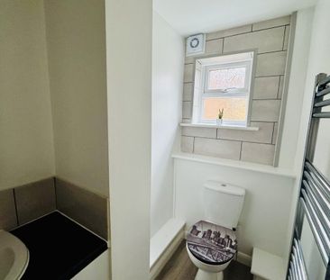 Brook Street - Photo 5