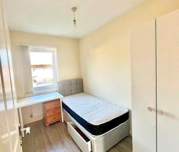 1 bedroom house of multiple occupation to rent - Photo 1