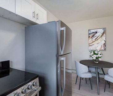 Renovated Suite - 1 Bedroom - Photo 6