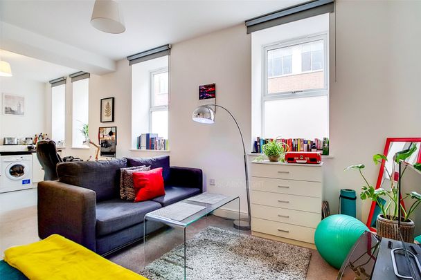 Warple Way, London, W3 0BD - Photo 1