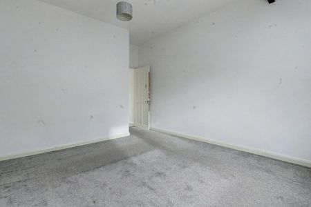 3 bedroom end of terrace house to rent - Photo 5