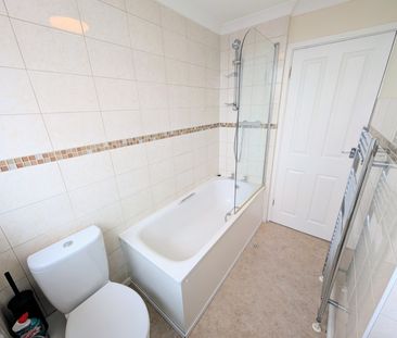 A 2 Bedroom Apartment - Photo 5