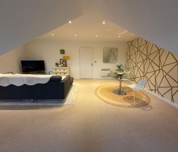 2 bedroom apartment to rent - Photo 3