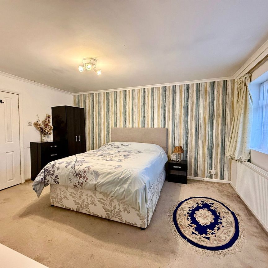 Pankhurst Drive, Bracknell Pankhurst Drive, Bracknell - Photo 1