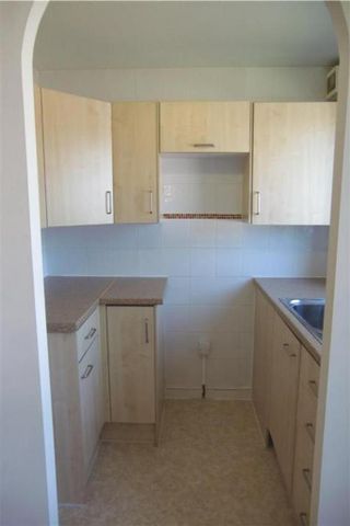 1 bedroom retirement property to rent - Photo 4
