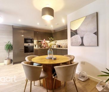 2 bedroom apartment to rent - Photo 4