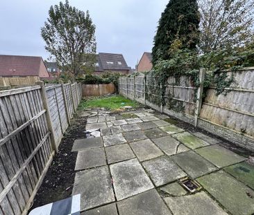 2 bedroom terraced house to rent - Photo 4