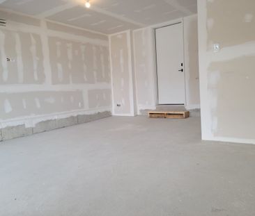 For Lease - 119 Fairlane Avenue, Barrie, Ontario - Photo 4