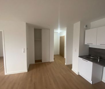 Location Appartement 3 pièces 65m² BIHOREL 76420 - Photo 1