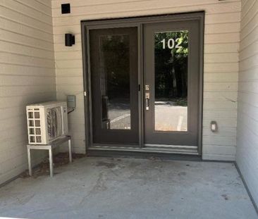 4 1/2 À LOUER-SAINT-CHARLES-BORROMÉE-APPARTEMENT À LOUER - Photo 2
