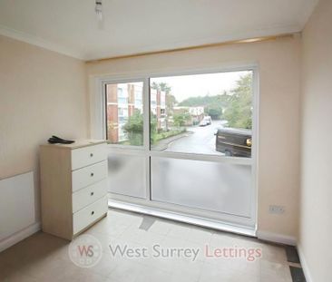 2 bedroom ground floor flat to rent - Photo 5