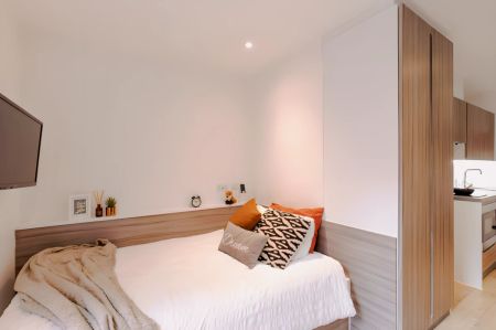Standard Studio - Photo 3