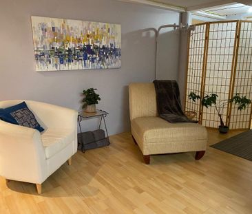 Chambre à louer avec entrée et salle de bain privée - Photo 3