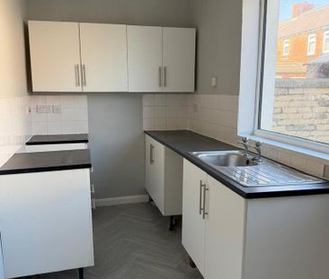 2 bedroom terraced house to rent - Photo 6