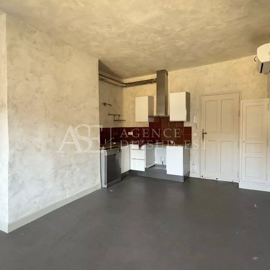 Location Appartement - Photo 1