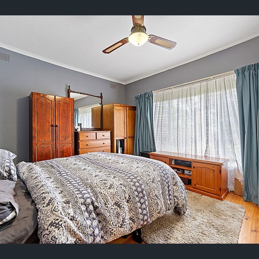 7 Ray Street, Para Hills, SA 5096 - Photo 1